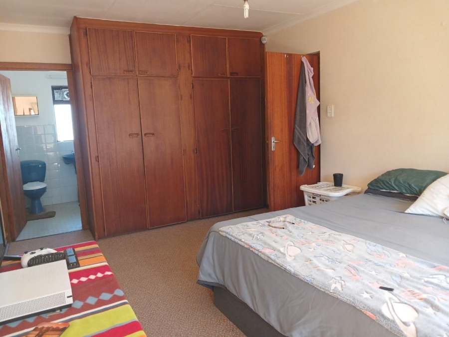 3 Bedroom Property for Sale in Dana Bay Western Cape